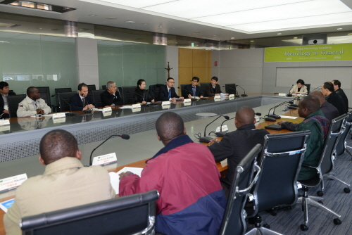 2015년도 제1차 GMA 글로벌교육 참가 인원들의 자기 소개중 사진