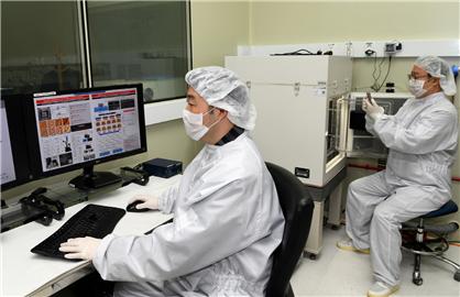 임계 거칠기 정의를 위한 연구를 수행하고 있다