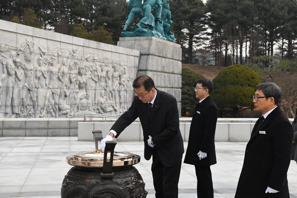 경영진 현충원 참배