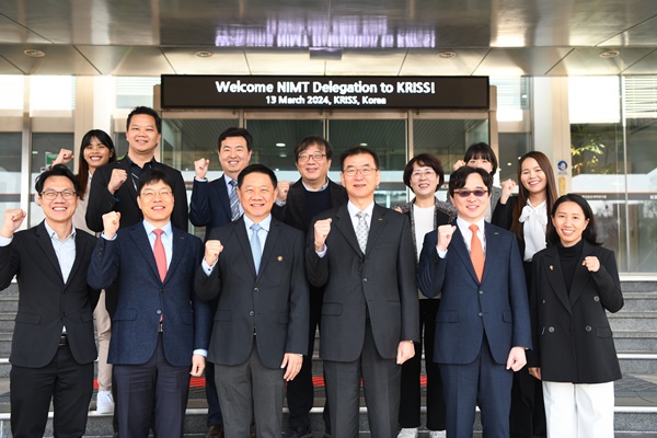 NIMT 대표단과의 단체사진