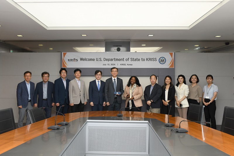 미 국무부 차관보 대행 대표단과의 단체사진