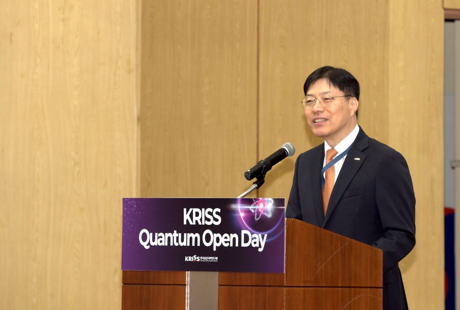 그림입니다.  원본 그림의 이름: CLP0000c3100003.bmp  원본 그림의 크기: 가로 918pixel, 세로 618pixel