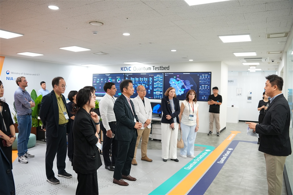 그림입니다.  원본 그림의 이름: 2026-07-01-현장방문_KQIC (96).JPG  원본 그림의 크기: 가로 8640pixel, 세로 5760pixel  사진 찍은 날짜: 2026년 07월 01일 오후 4:20  카메라 제조 업체 : SONY  카메라 모델 : ILCE-1M2  프로그램 이름 : ILCE-1M2 v4.00  F-스톱 : 3.5  노출 시간 : 1/160초  ISO 감도 : 1250  색 대표 : sRGB  노출 모드 : 수동  35mm 초