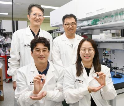 From Human Retina to Artificial Eye: KRISS Creates a New Standard for Ophtalmic Imaging