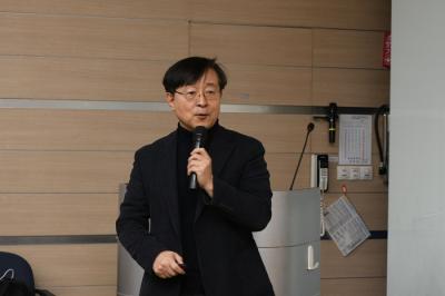 대한민국 우주 광학을 이끌어 온 이윤우 책임연구원의 퇴직 기념 세미나 개최