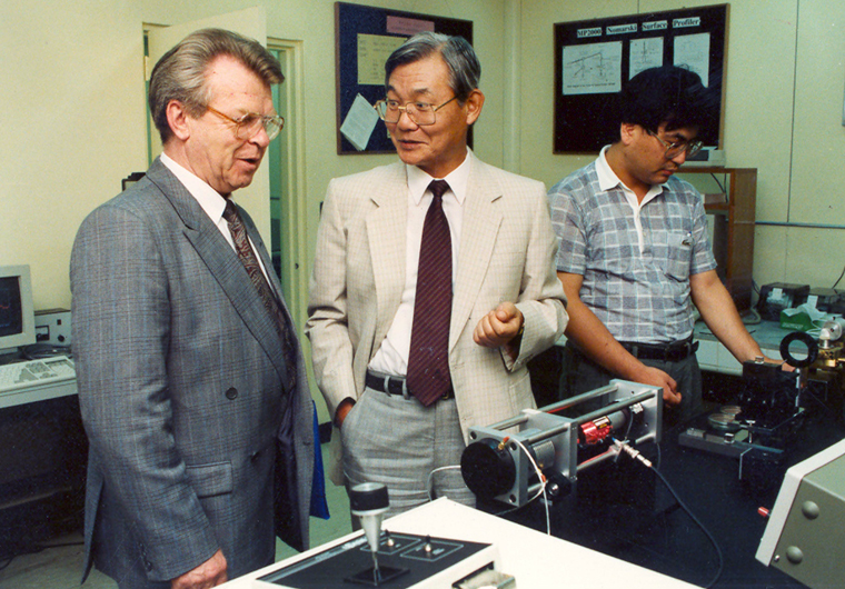 소련 VNM 소장 Prof. Yuri V. Tarbeyev 방문