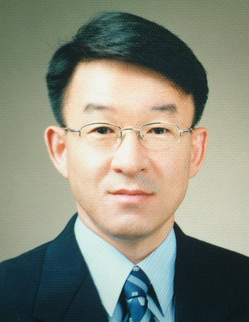 초전도양자컴퓨팅시스템연구단 본부장 이용호